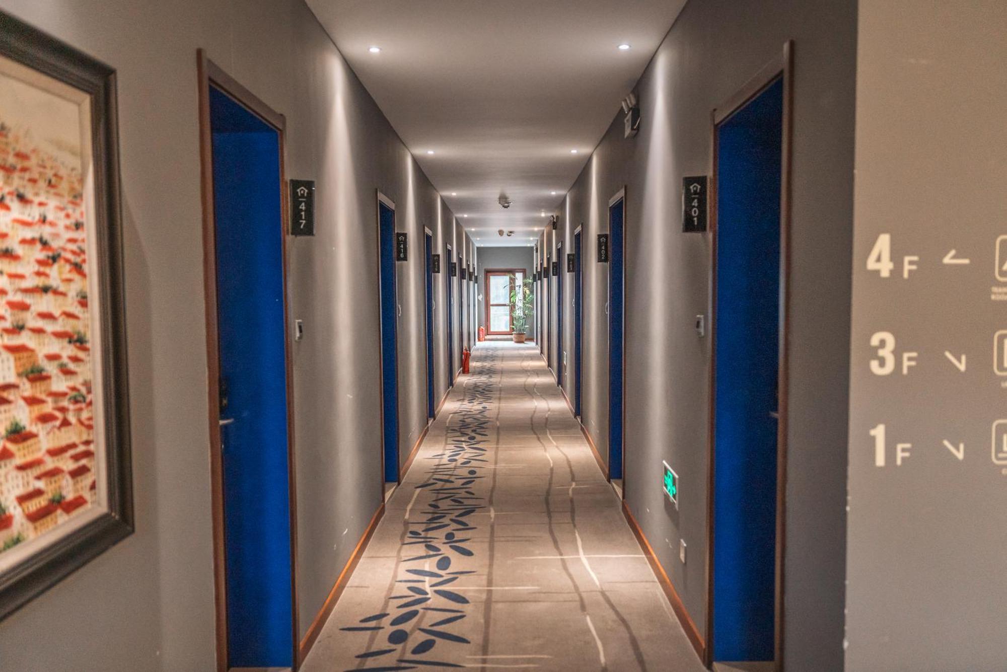 Kaiyue Hotel Zhongshan Road St Michael'S Cathedral And Zhanqiao Pier Qingdao Hotel Qingdao